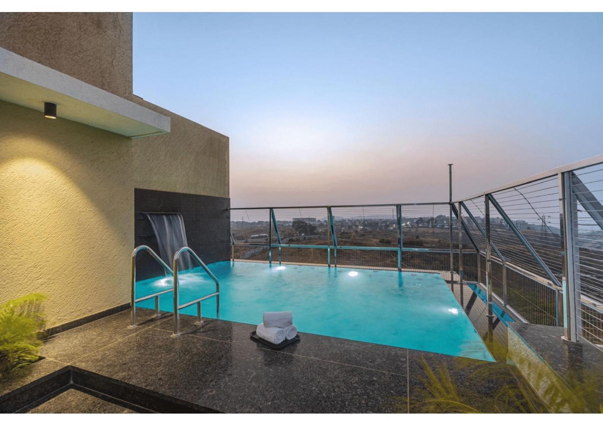 Mountain Glory 8Bhk By Tensorstays, Pool & Theater Игатпури Экстерьер фото