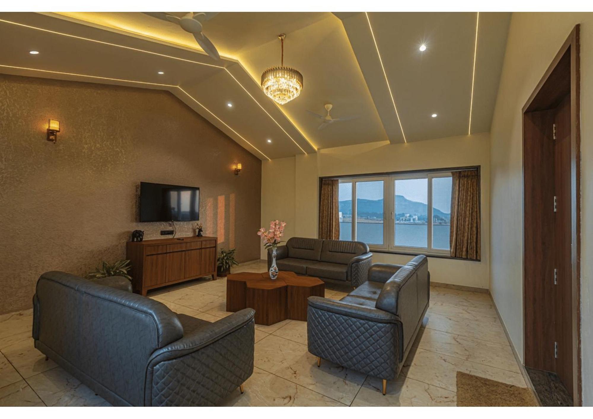 Mountain Glory 8Bhk By Tensorstays, Pool & Theater Игатпури Экстерьер фото